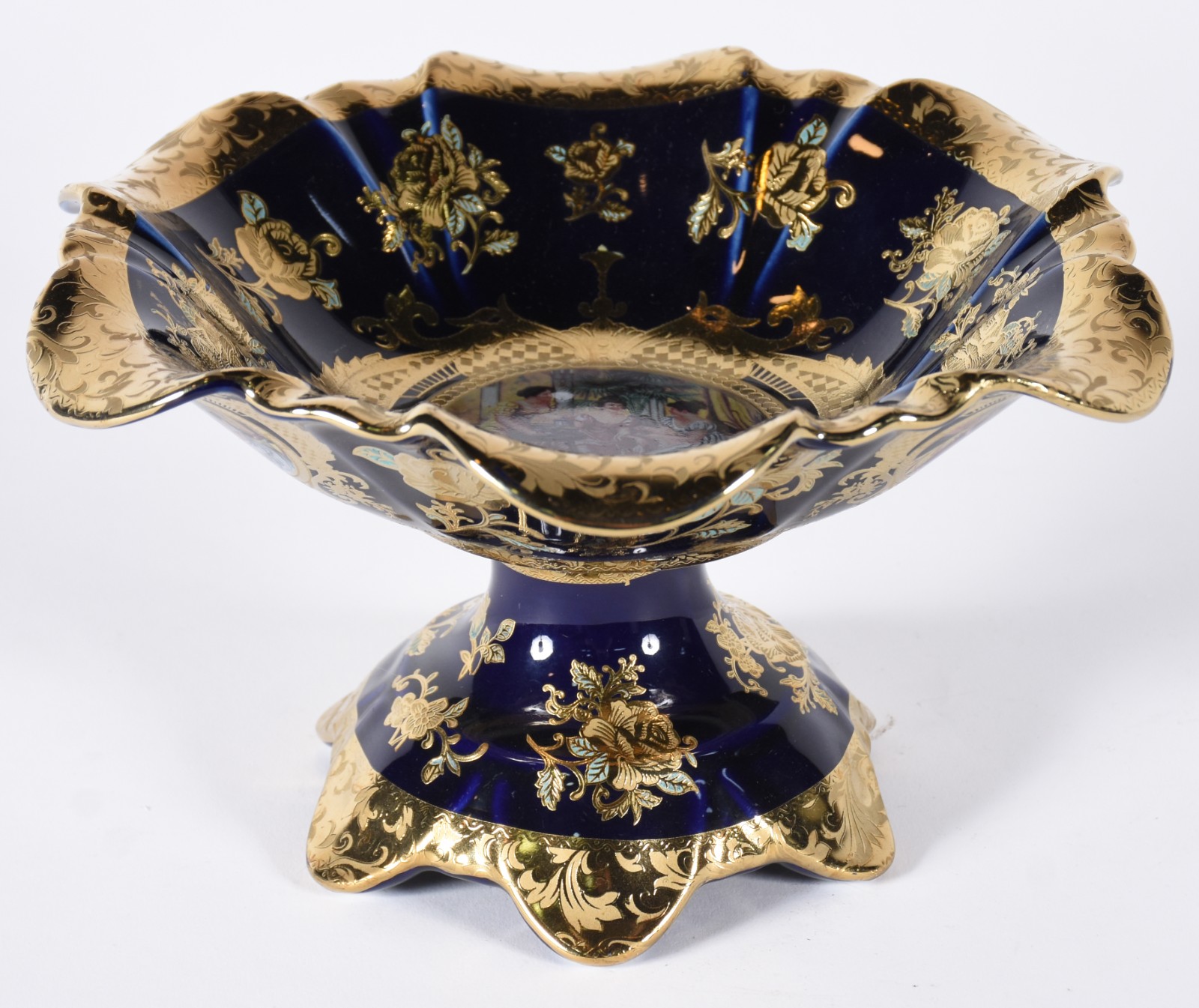 Fruteira de porcelana na cor azul cobalto com detalhes em dourado e... - foto 2 de 4