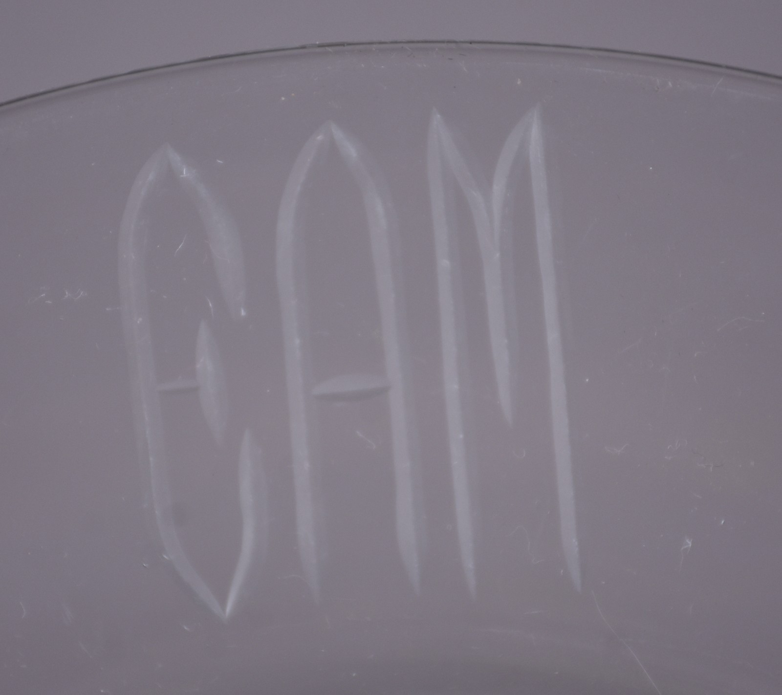 Serviço de jantar e copos em demi cristal monogramado, composto de... - foto 8 de 8