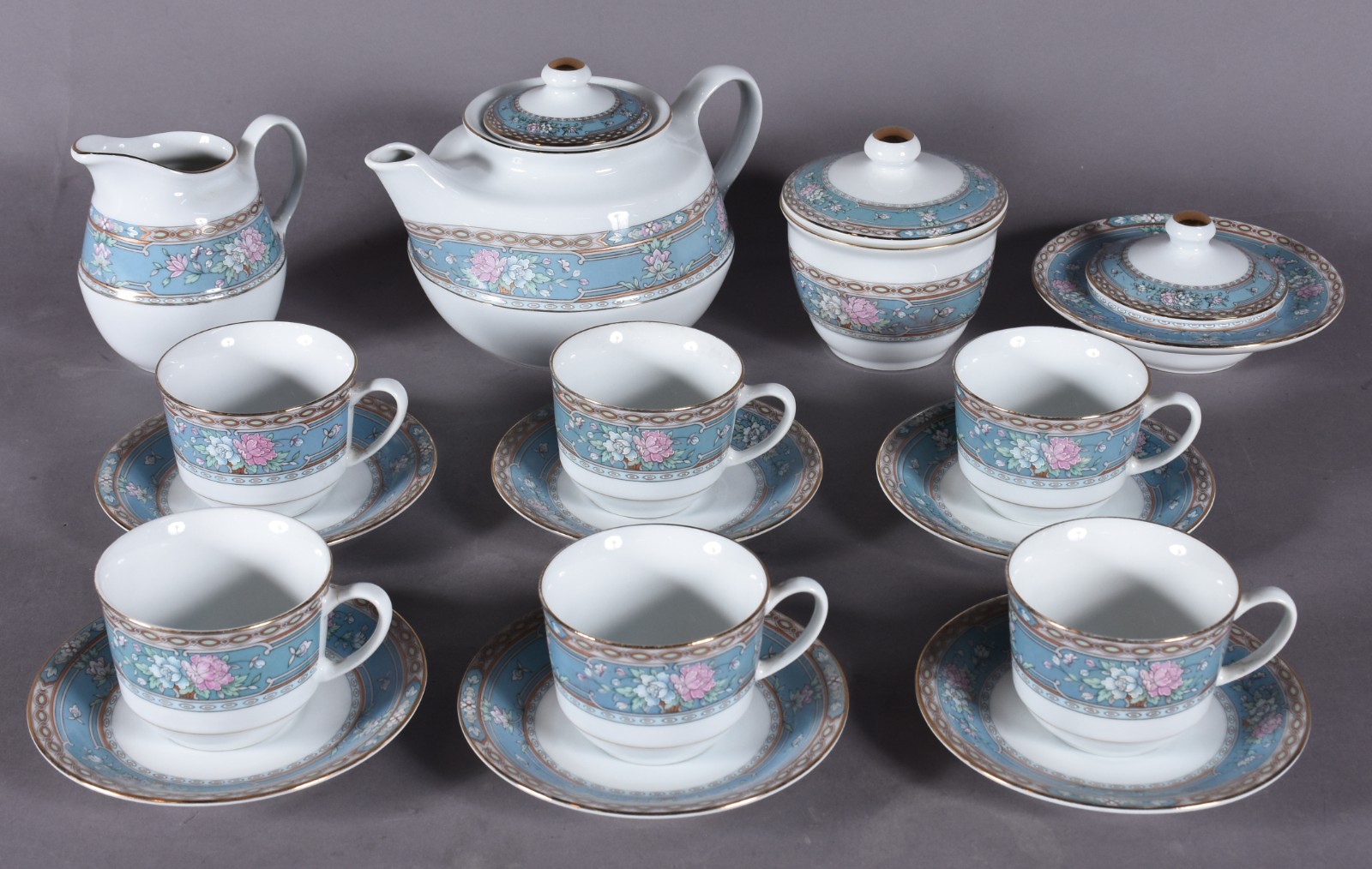 Serviço para chá de porcelana Schmdit composto de: 6 xícaras com... - foto 2 de 5