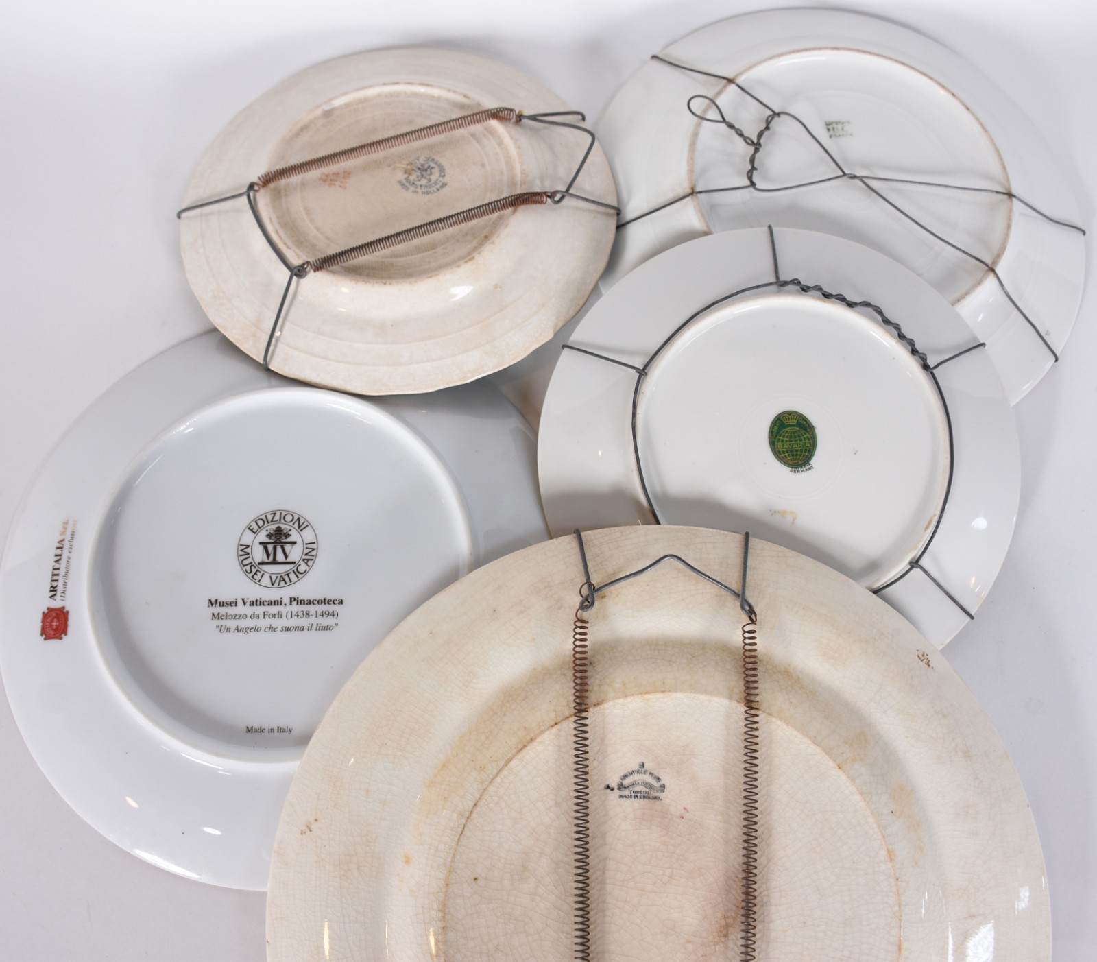 Onze pratos de porcelana de diversas procedências. - foto 3 de 4