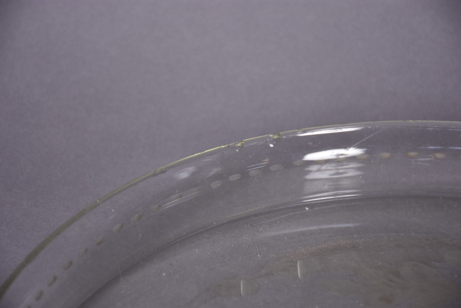 Poncheira de cristal lapidado com presentoir, cinco canecas e concha... - foto 10 de 10