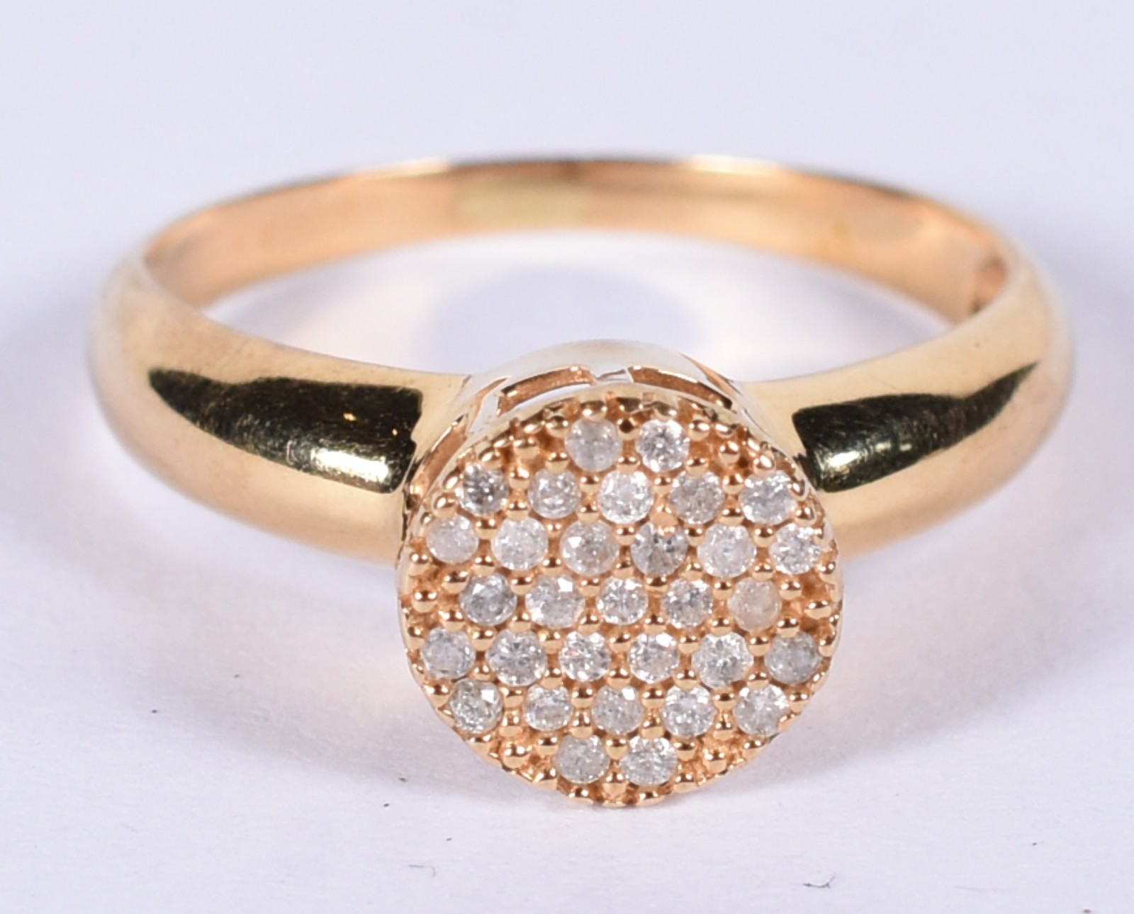 Anel de ouro 18 k feitio chuveiro com safiras brancas, aro 15 (Por... - foto 2 de 4