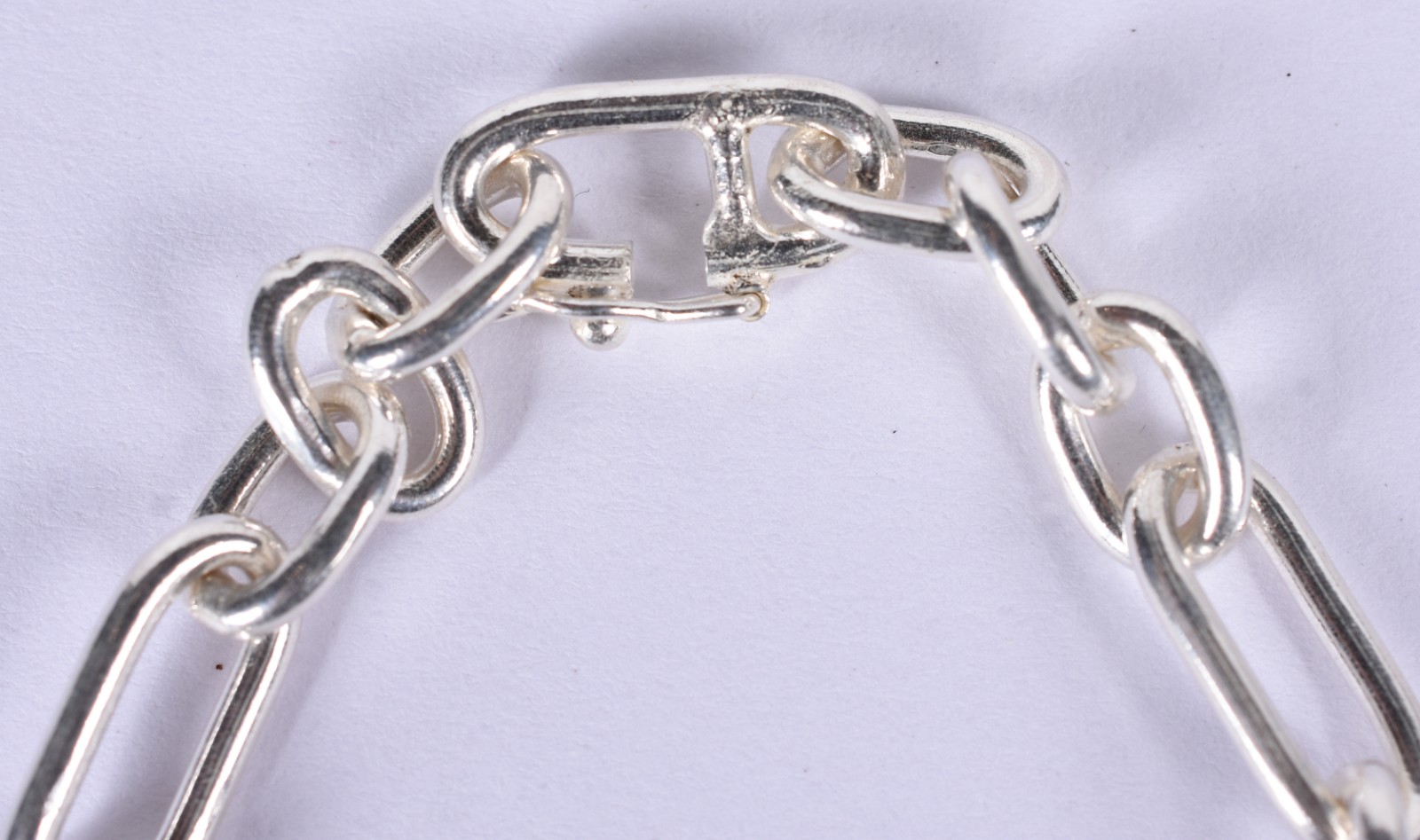 Pulseira de prata contraste 925 mls modelo cadeado (Por motivos de... - foto 2 de 3