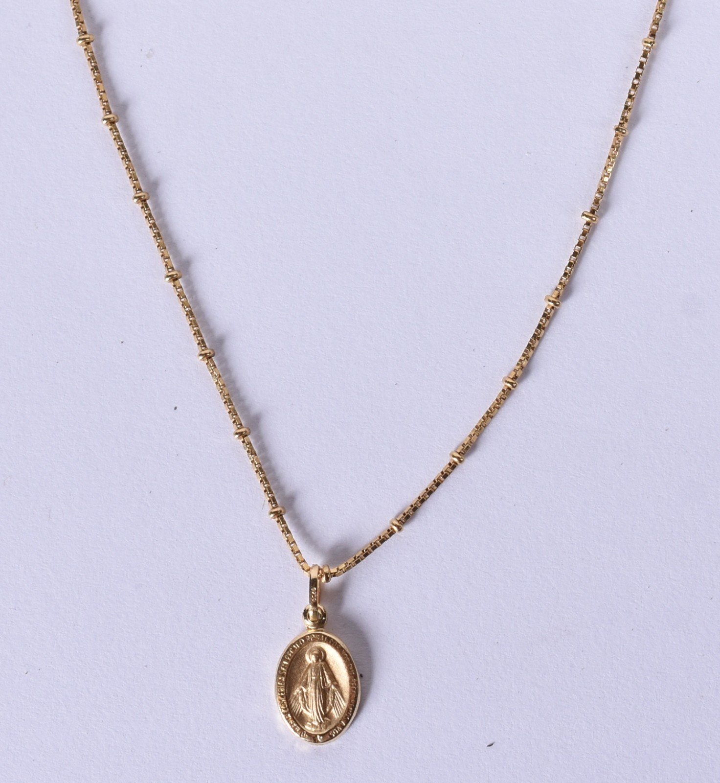 Colar de ouro 18k contraste 750 com bolinhas e pingente Sacro (Por... - foto 1 de 4