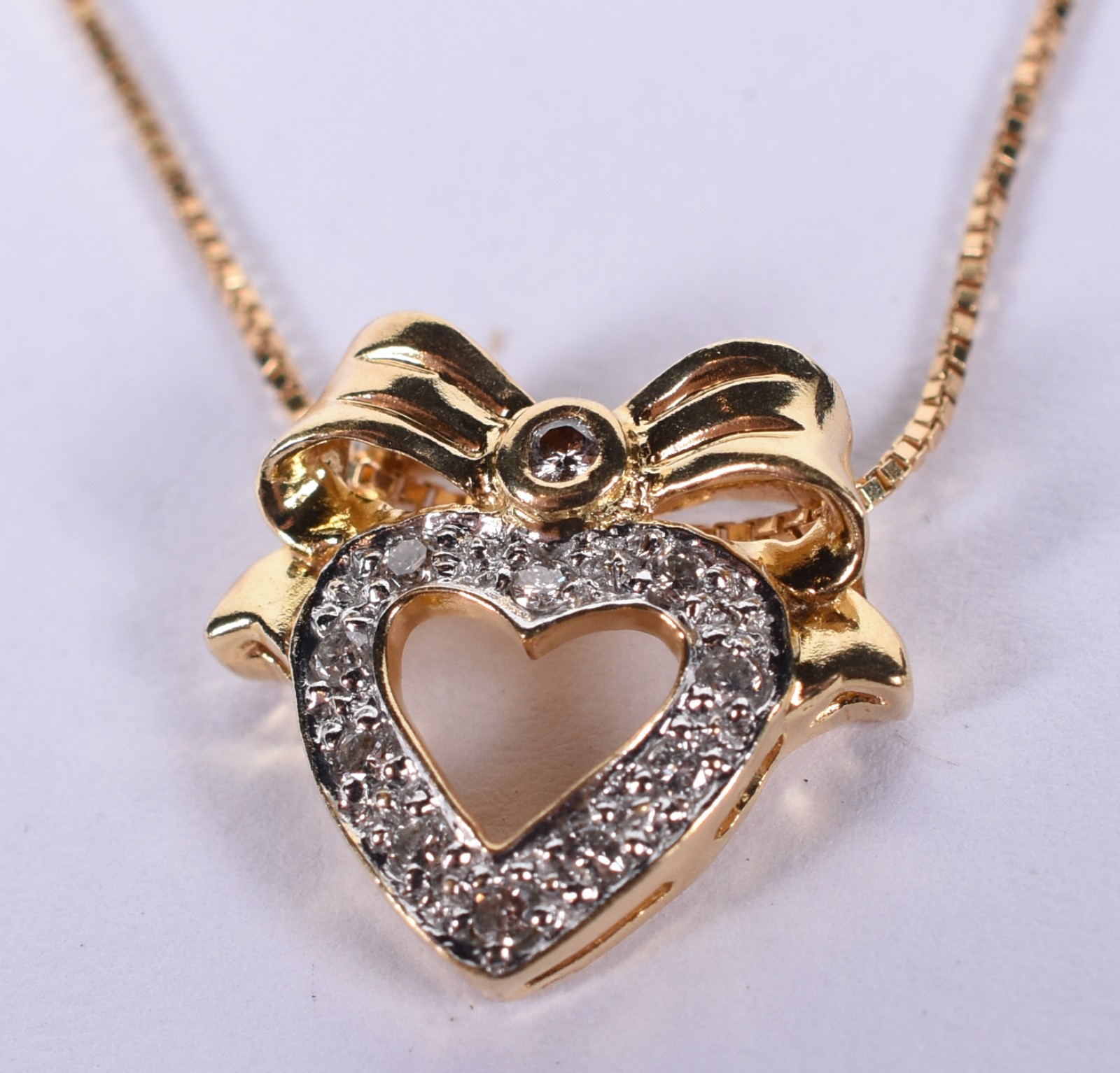 Colar de ouro 18k contraste 750, pingente em forma de coração com... - foto 3 de 5