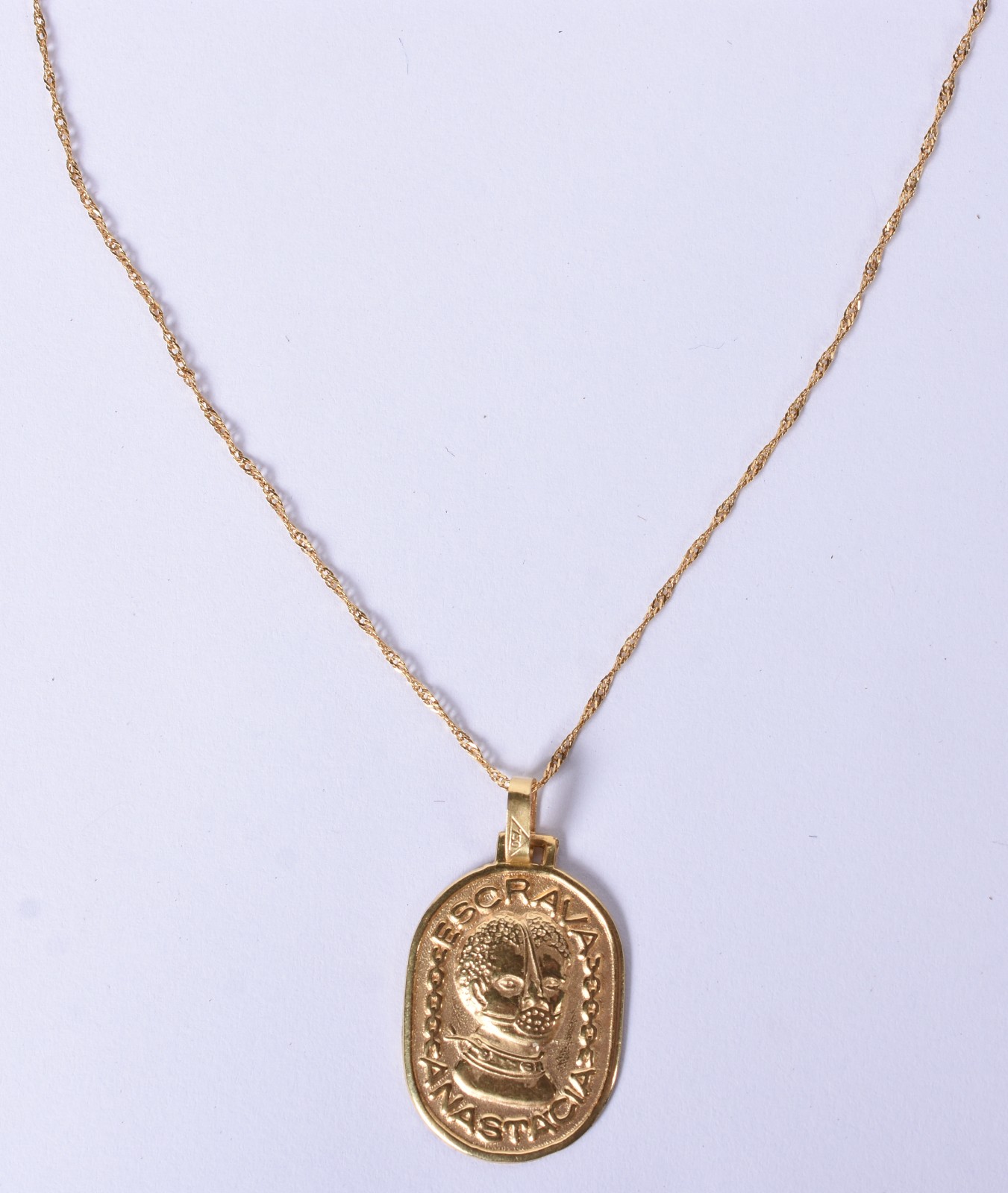 Colar de ouro 18k contraste 750, pingente escrava (Por motivos de... - foto 1 de 4