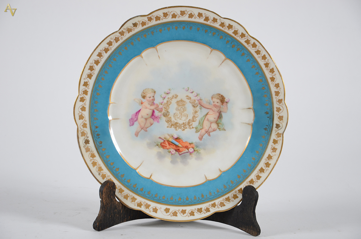 LOUIS PHILIPPE - Prato de porcelana francesa de SÈVRES, Chateau de... - foto 1 de 2