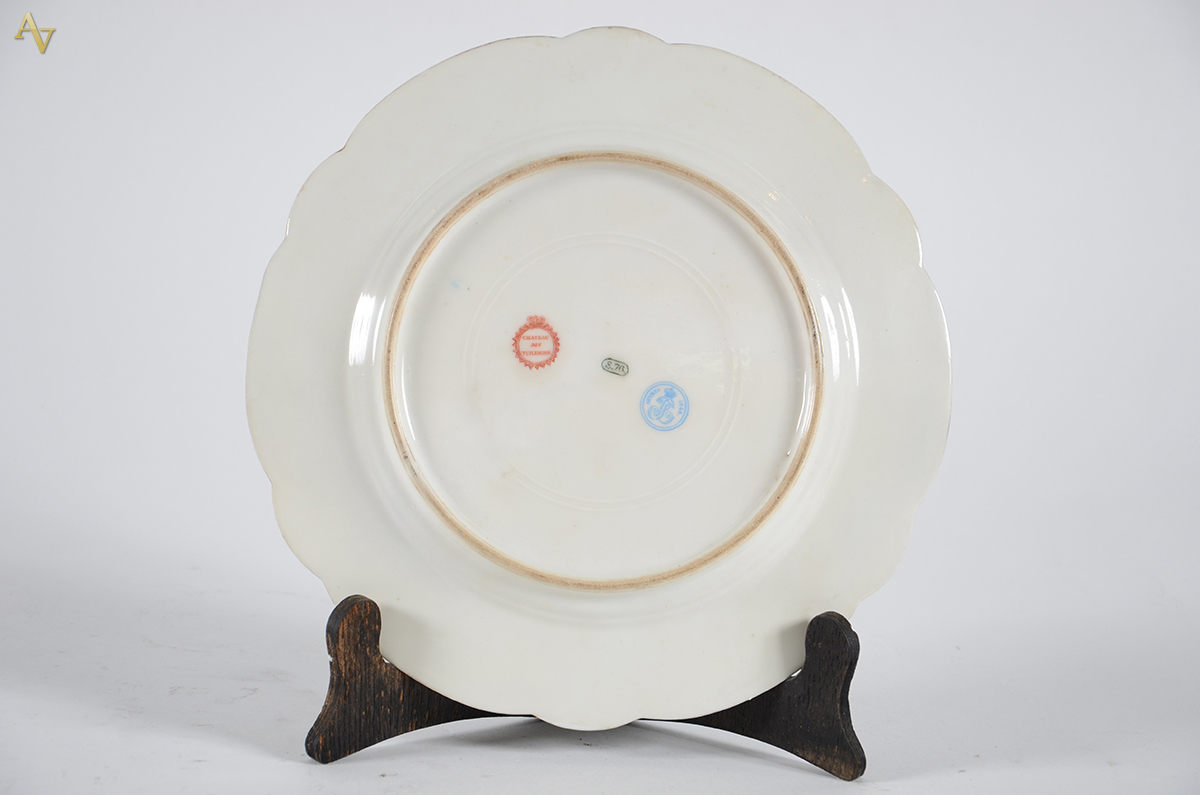 LOUIS PHILIPPE - Prato de porcelana francesa de SÈVRES, Chateau de... - foto 2 de 2