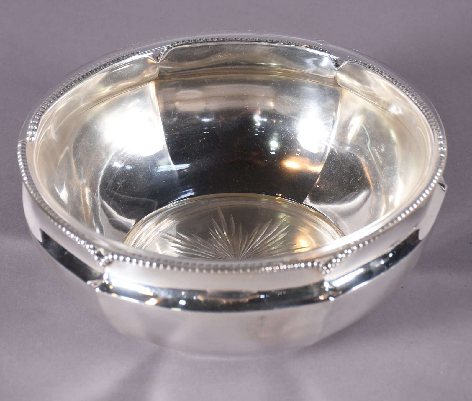 Bowl de prata alemã contraste 835 mls, borda perolada, interior de... - foto 2 de 7