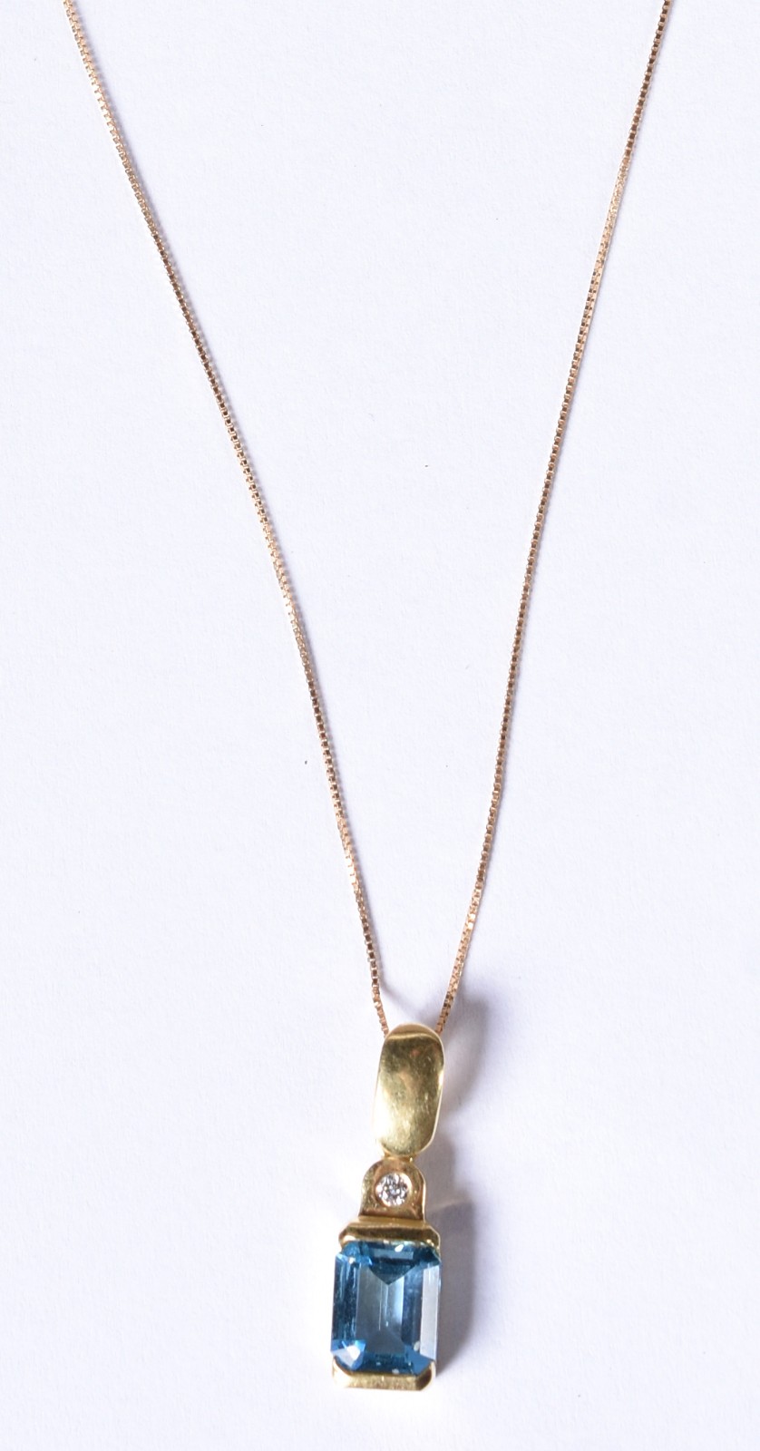 Colar de ouro 18k contraste 750 com pingente pedra azul e um... - foto 1 de 4