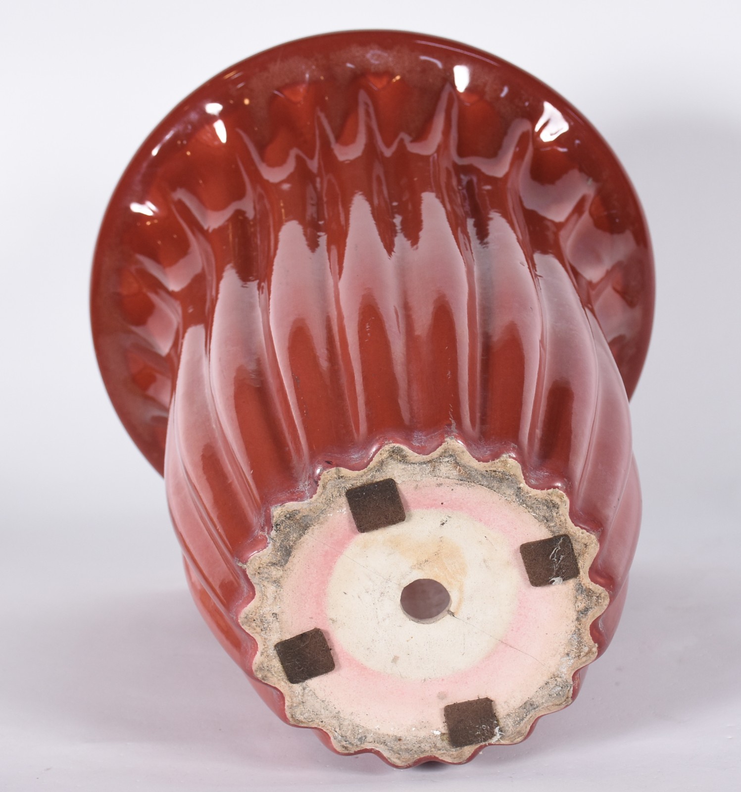 Vaso de cerâmica em gomos, anos 50. Fio de cabelo no fundo. - foto 3 de 4