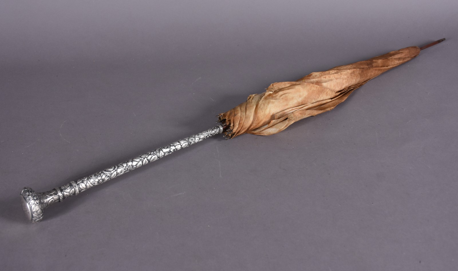 Sombrinha com cabo revestido de prata contrastada Sterling, com... - foto 6 de 10