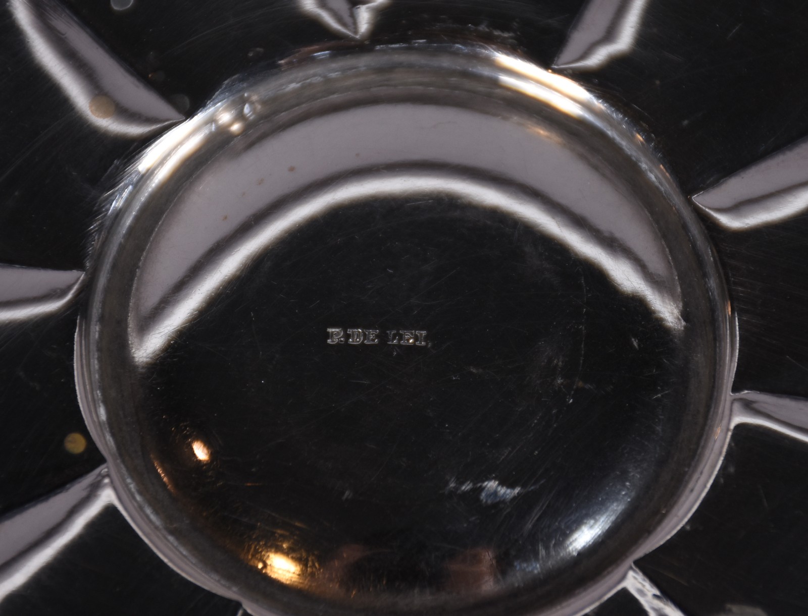 Diversas peças de prata de lei, sendo 2 xícaras com pires e argola... - foto 7 de 10