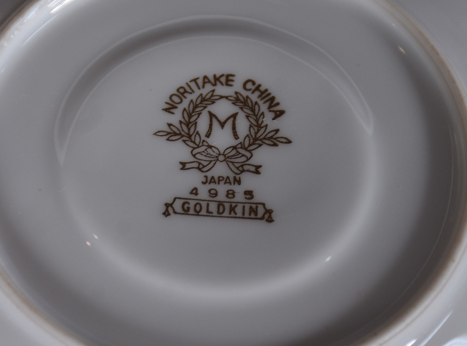 Serviço de chá e e café de porcelana japonesa Noritake, na cor branca... - foto 6 de 6
