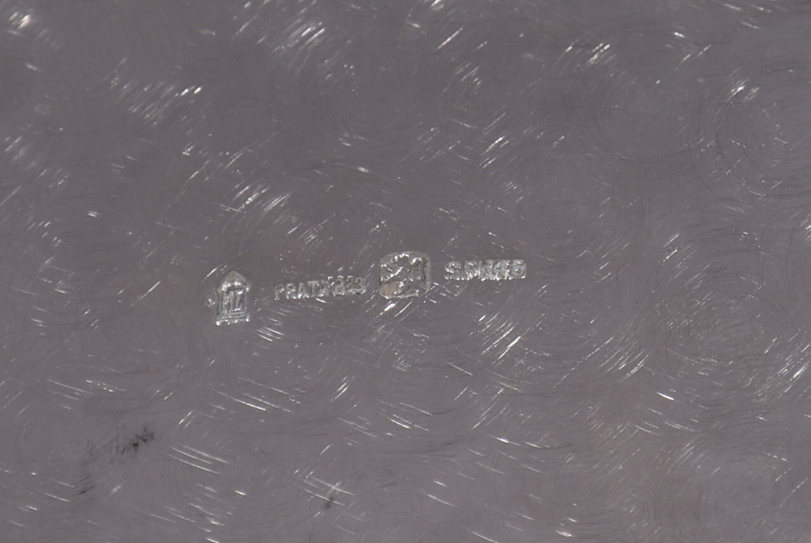 Caixa para chá de prata contrastada 833 mls, trabalhada com... - foto 6 de 7