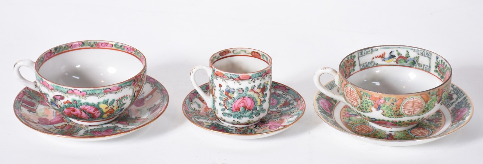 Aparelho de jantar de porcelana chinesa decorado em tons de rosa e... - foto 8 de 8