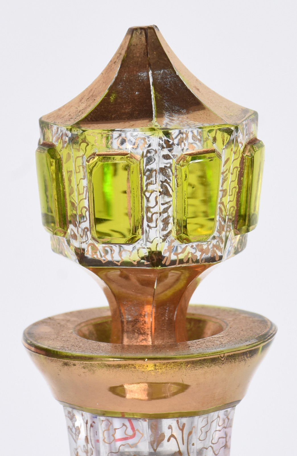 Garrafa de cristal doublé verde com dourado. - foto 2 de 5