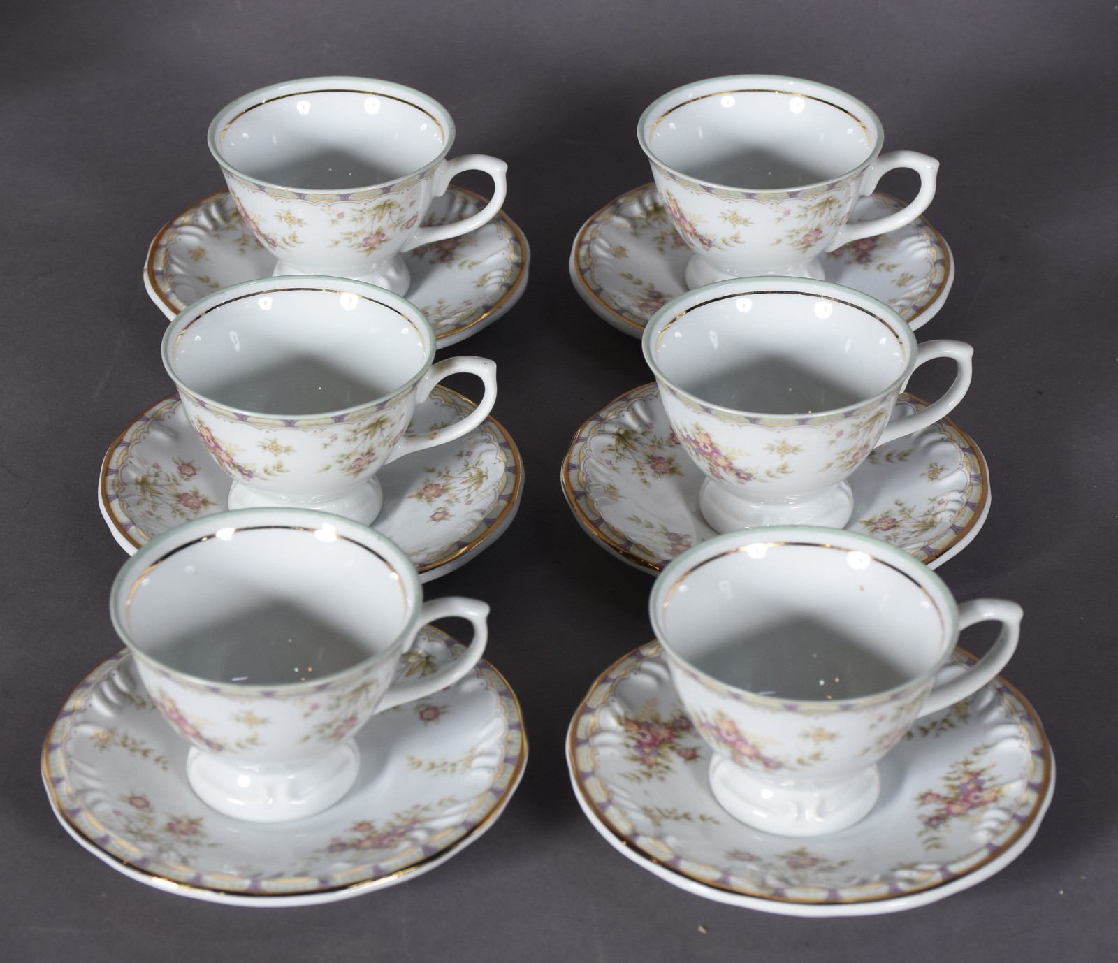 Conjunto de porcelana Schmidt composto de: 6 xícaras para café com... - foto 5 de 6
