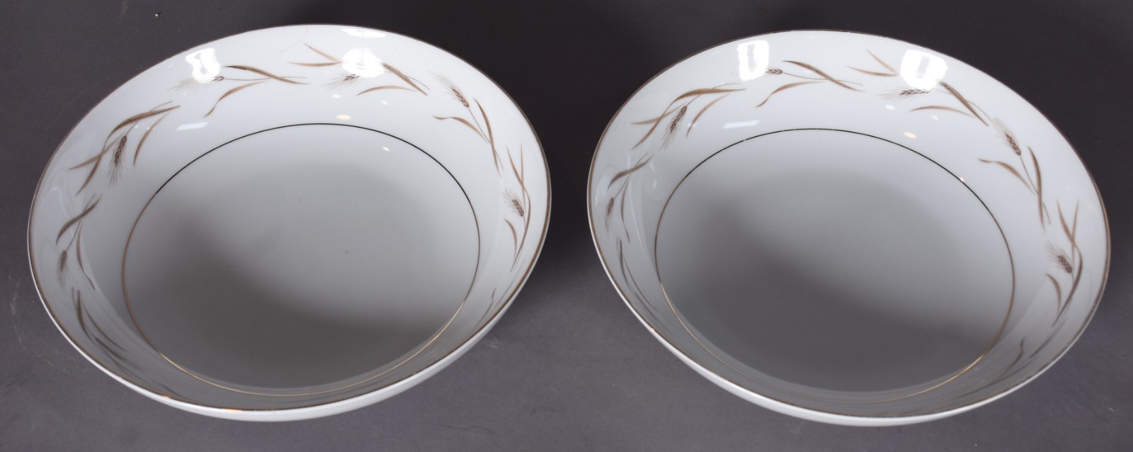 Serviço de jantar de porcelana Mikasa composto de: 7 bowls para... - foto 4 de 7