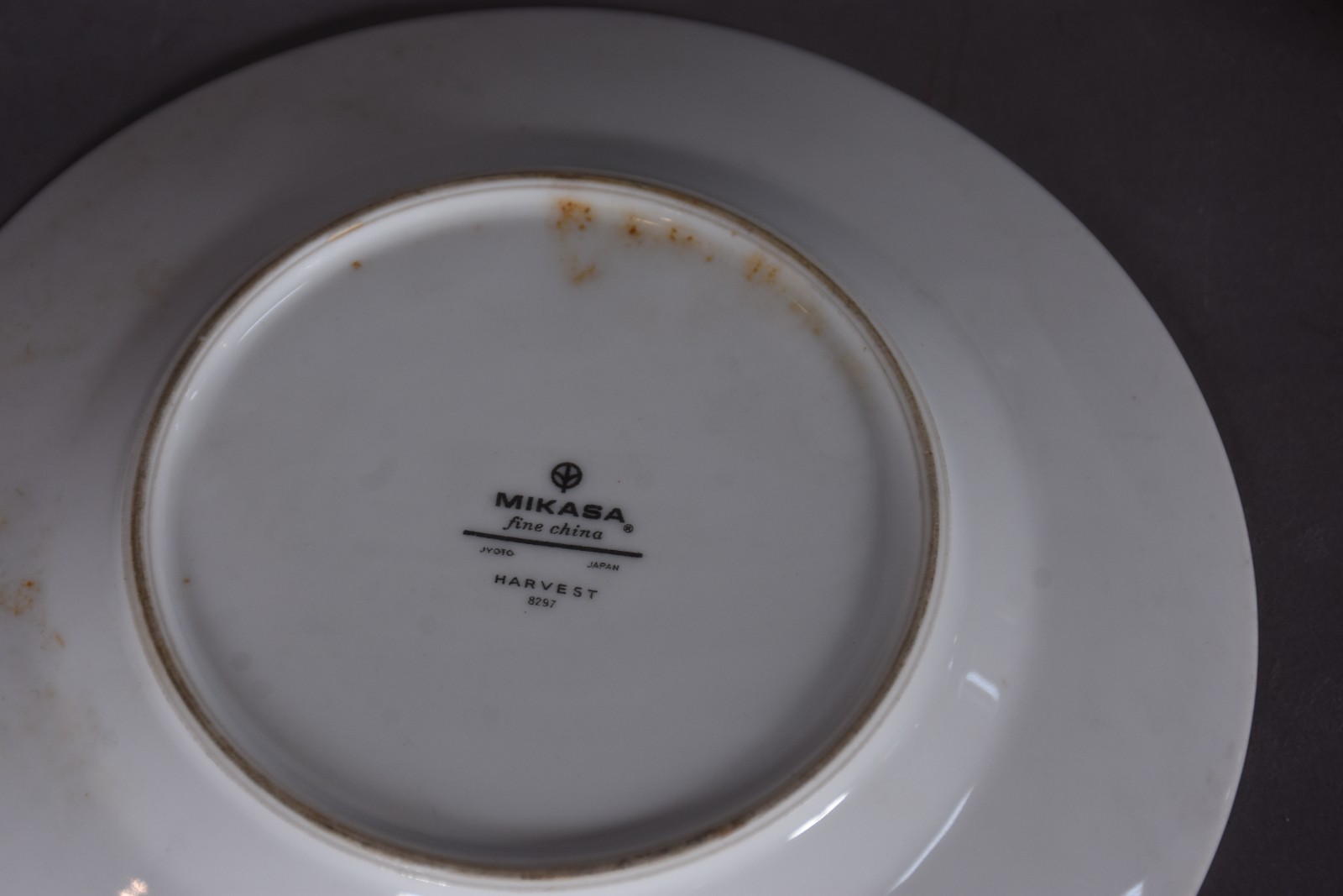 Serviço de jantar de porcelana Mikasa composto de: 7 bowls para... - foto 6 de 7