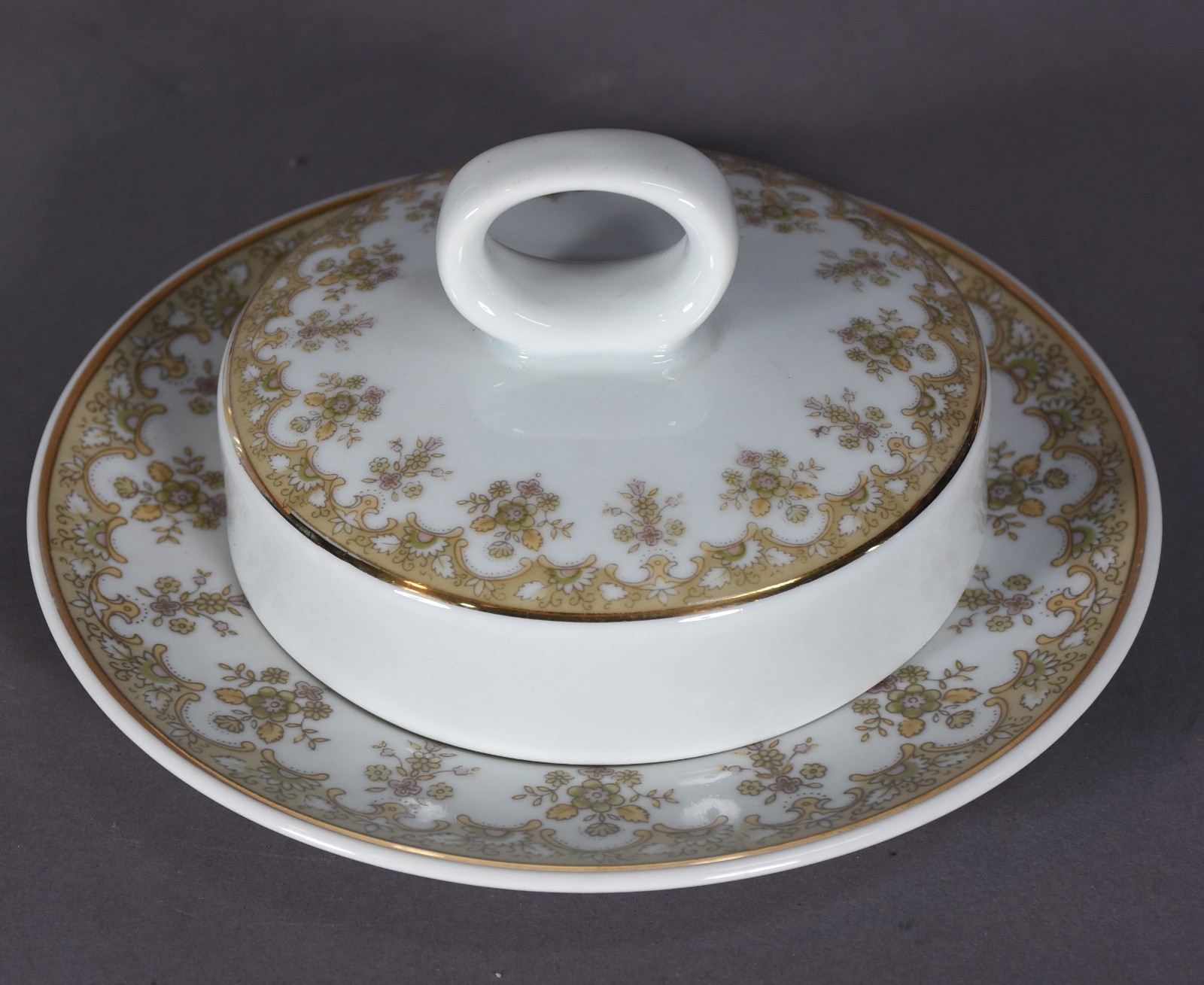 Serviço chá e café de porcelana Schmidt composto de: 6 xícaras café... - foto 4 de 9