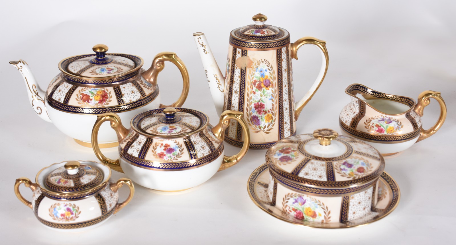 Aparelho de jantar, chá e café de porcelana inglesa Paragon... - foto 2 de 11