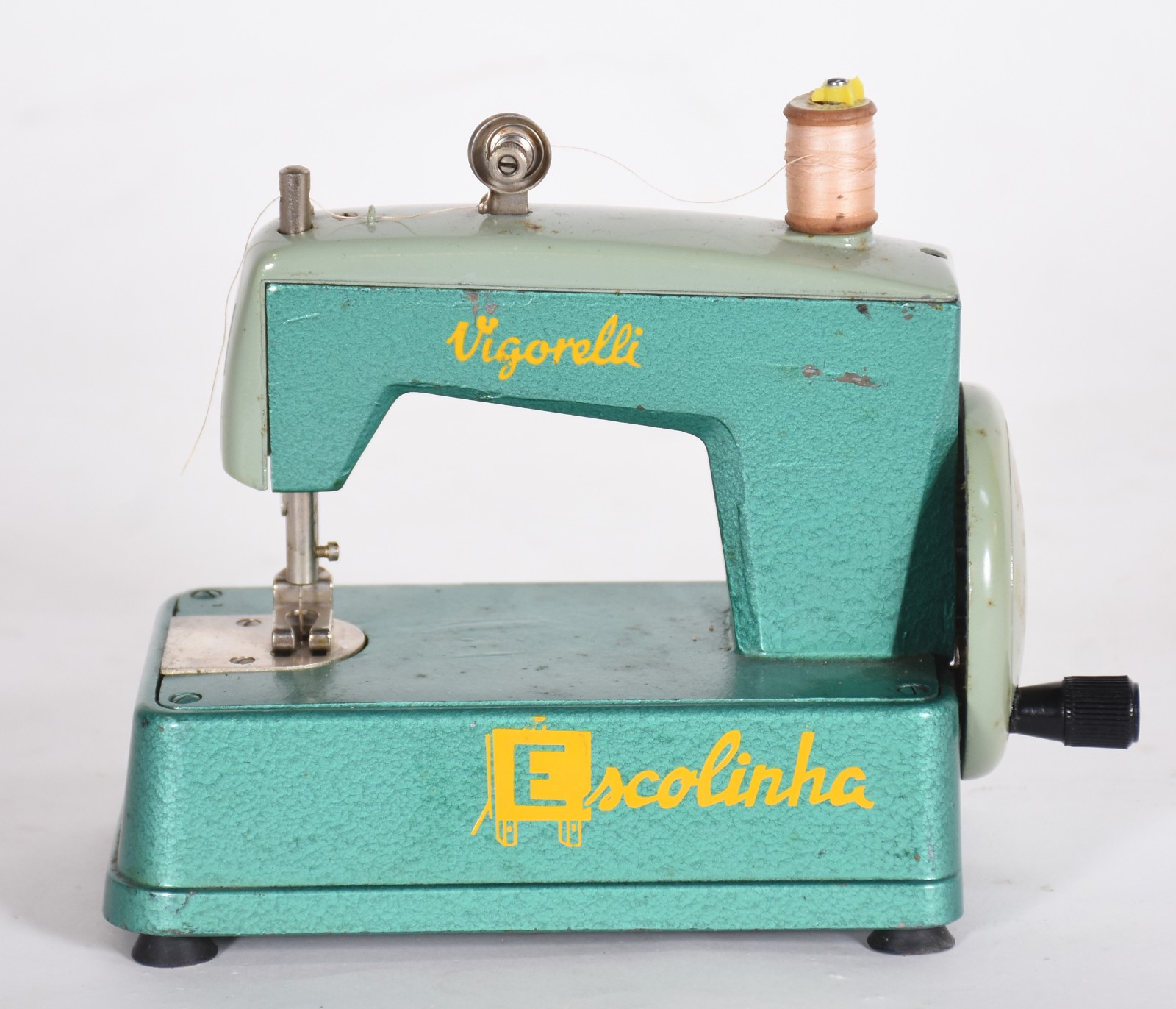 Miniatura de máquina de costura, marca Vigorelli. - foto 1 de 8