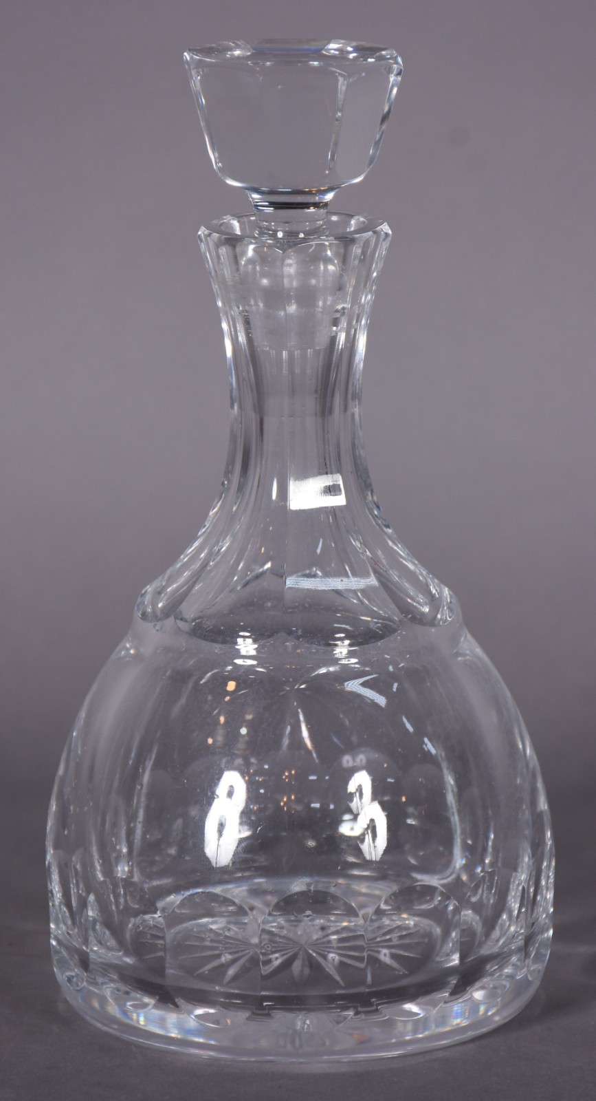 Garrafa de cristal português lapidado. - foto 1 de 7