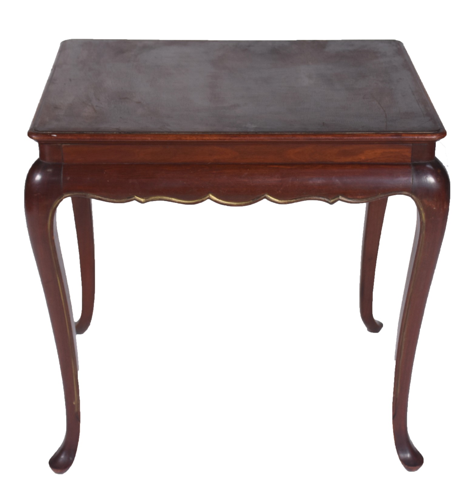 Mesa de centro de madeira nobre estilo Chippendale, saia recortada. - foto 4 de 7