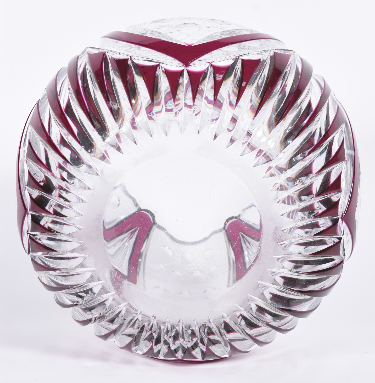 Bowl de cristal doublé rubi lapidado, borda recortada, mínimos... - foto 4 de 4