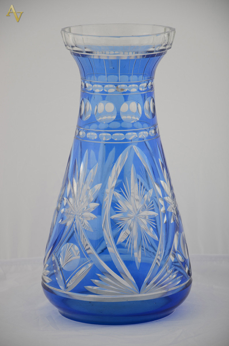 Vaso de cristal double azul. Alt. 32 cm.