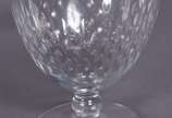Serviço de cristal composto de: 21 taças para v... - Serviço de cristal composto de: 21 taças para vinho tinto e 16 vinho branco. Total: 37 peças.