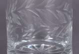 Diversas peças de cristal lapidado, sendo jarra... - Diversas peças de cristal lapidado, sendo jarra para água, 11 copos curtos diversos modelos e 3 copos longos. Total: 15 peças.
