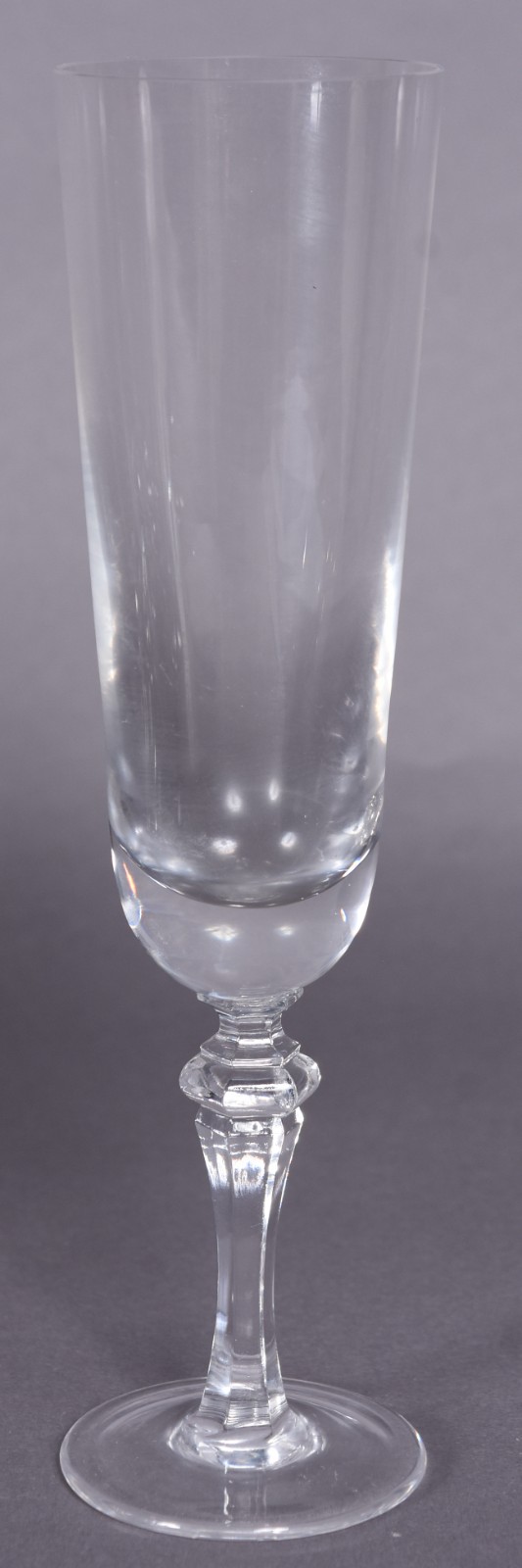Vinte flutes de cristal sendo 5 de modelos diferentes. - foto 4 de 7