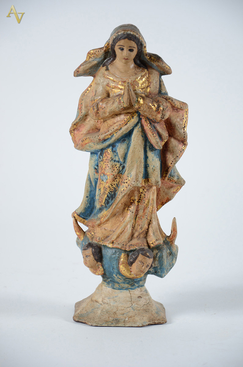 NOSSA SENHORA - Antiga imagem de madeira policromada. Alt. 29 cm.