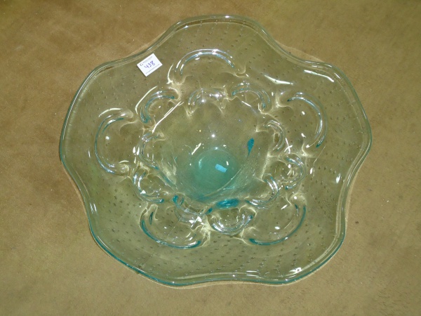 Centro mesa de murano com bolhas na cor azul(com rachadura). Diam. 52...