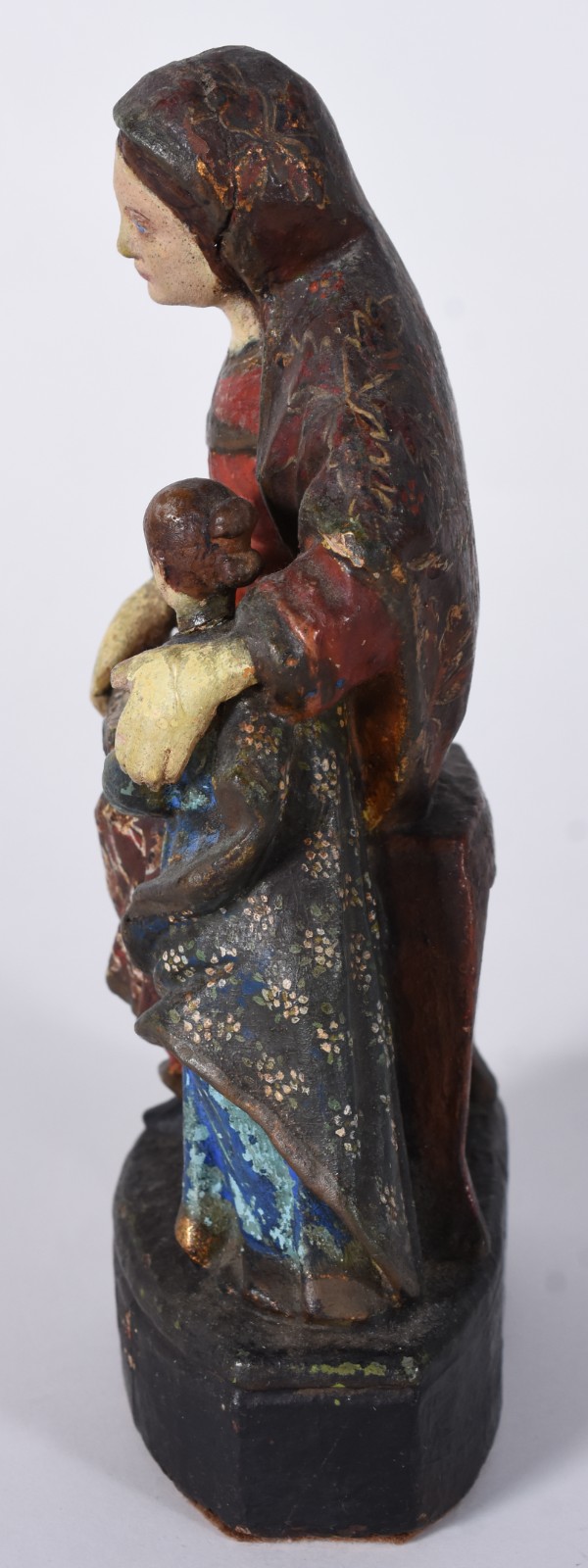 Santana Mestra - Imagem de madeira policromada. Século XIX. - foto 2 de 5