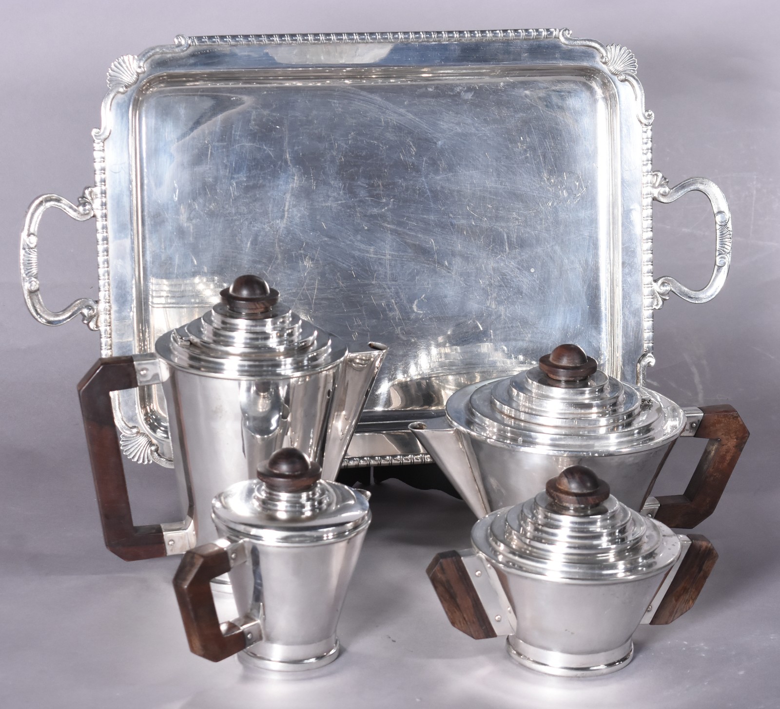 Baixela para chá e café de metal prateado, estilo Art Deco, composto... - foto 1 de 4