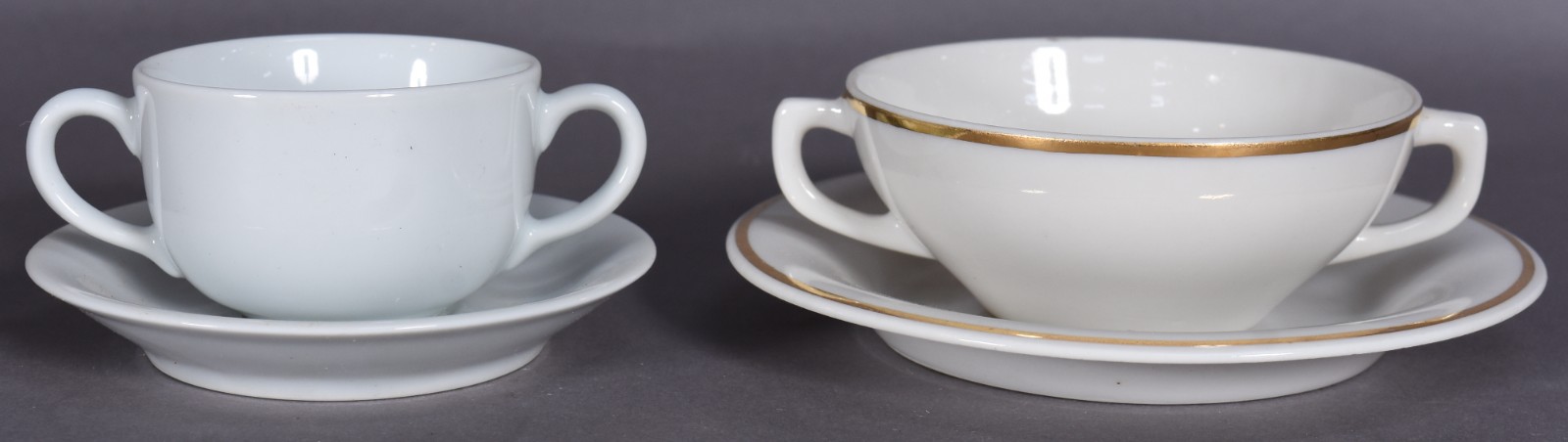 Serviço jantar porcelana Renner composto de: 12 pratos fundos, 12... - foto 2 de 3