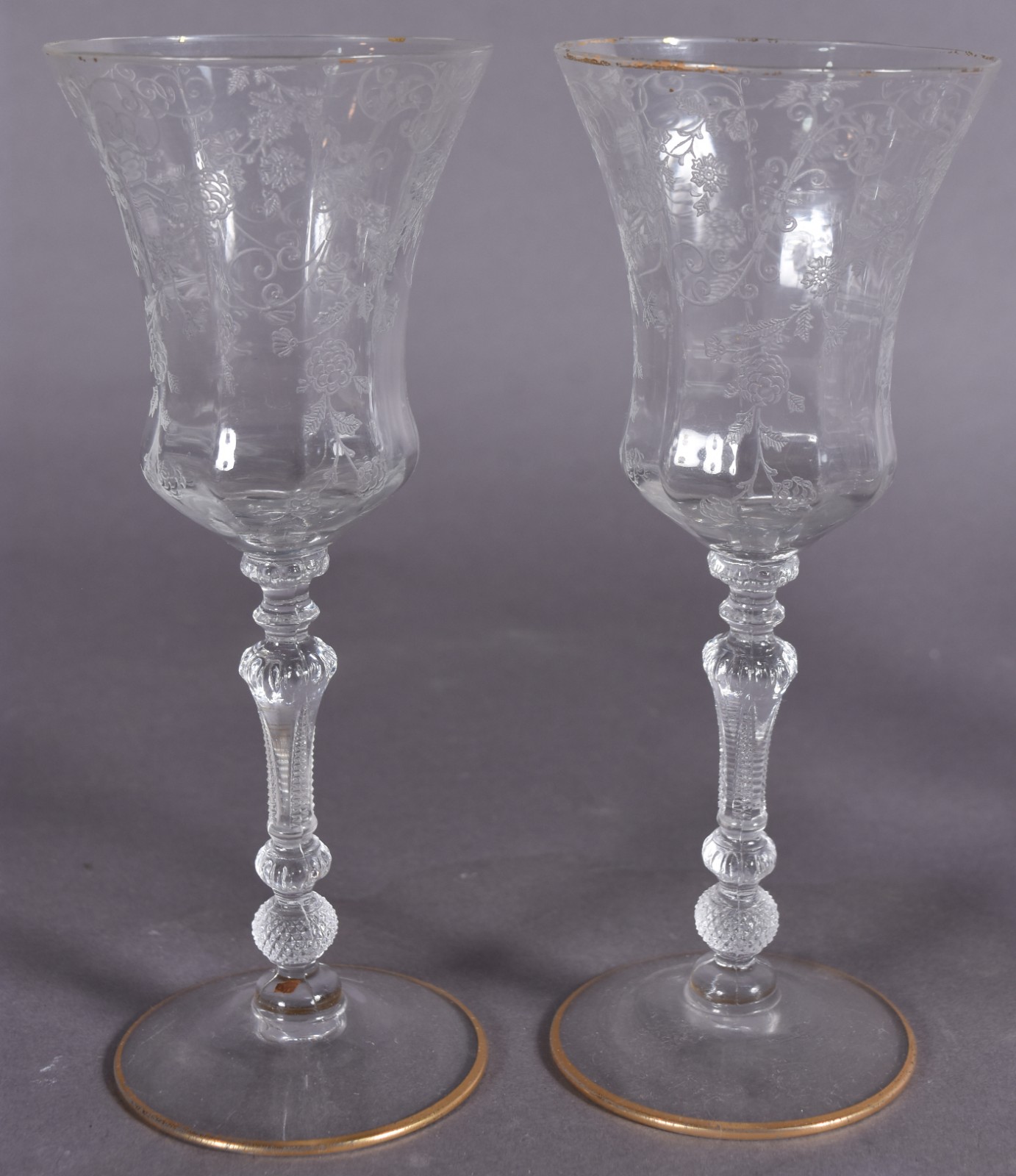 Diversas peças de cristal, sendo: Seis cálices para vinho branco de... - foto 8 de 8