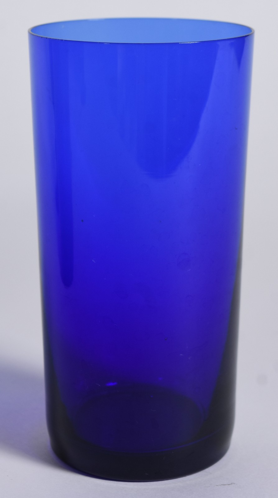 Serviço de copos azuis Prado, composto de: 12 para vinho tinto, 5... - foto 5 de 9