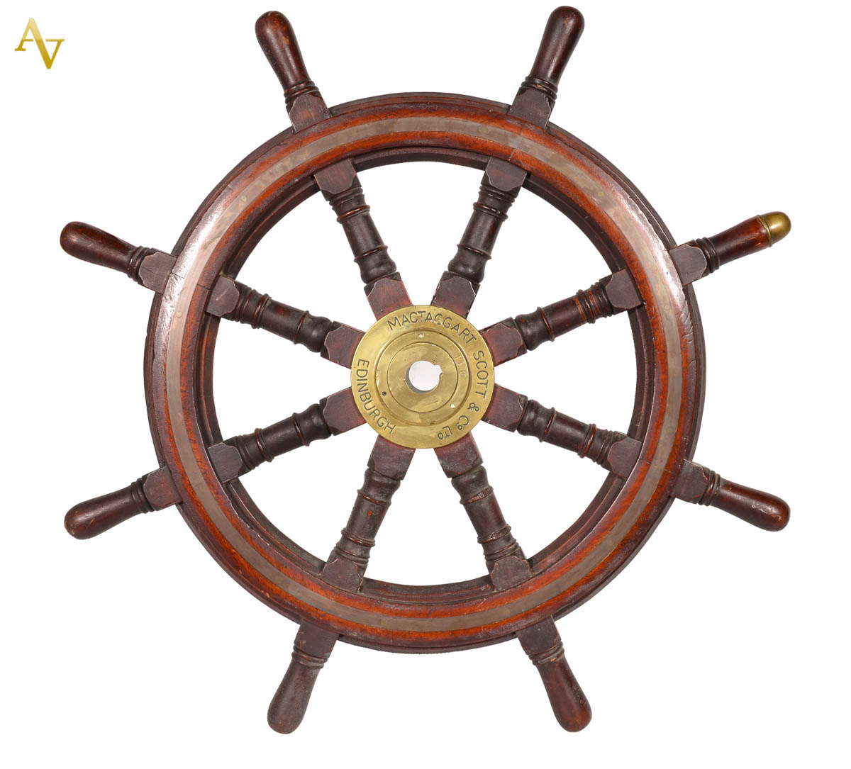 Timão irlandes original de navio, em madeira e bronze. Diam. 85 cm.