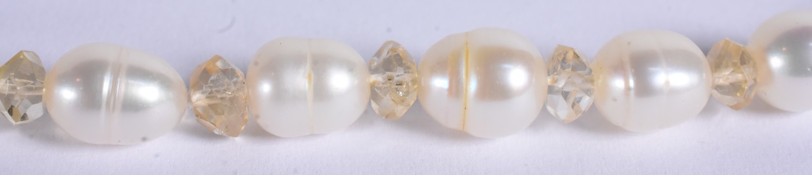Pulseira de perolas barrocas com fecho de ouro (Por motivos de... - foto 3 de 5