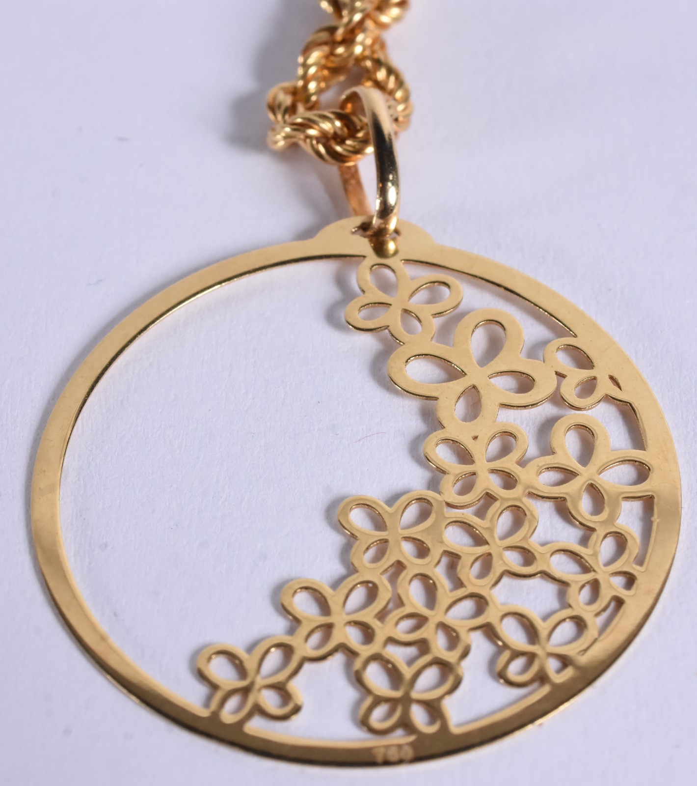 Colar de ouro 18 k, contraste 750 com pingente (Por motivos de... - foto 1 de 6