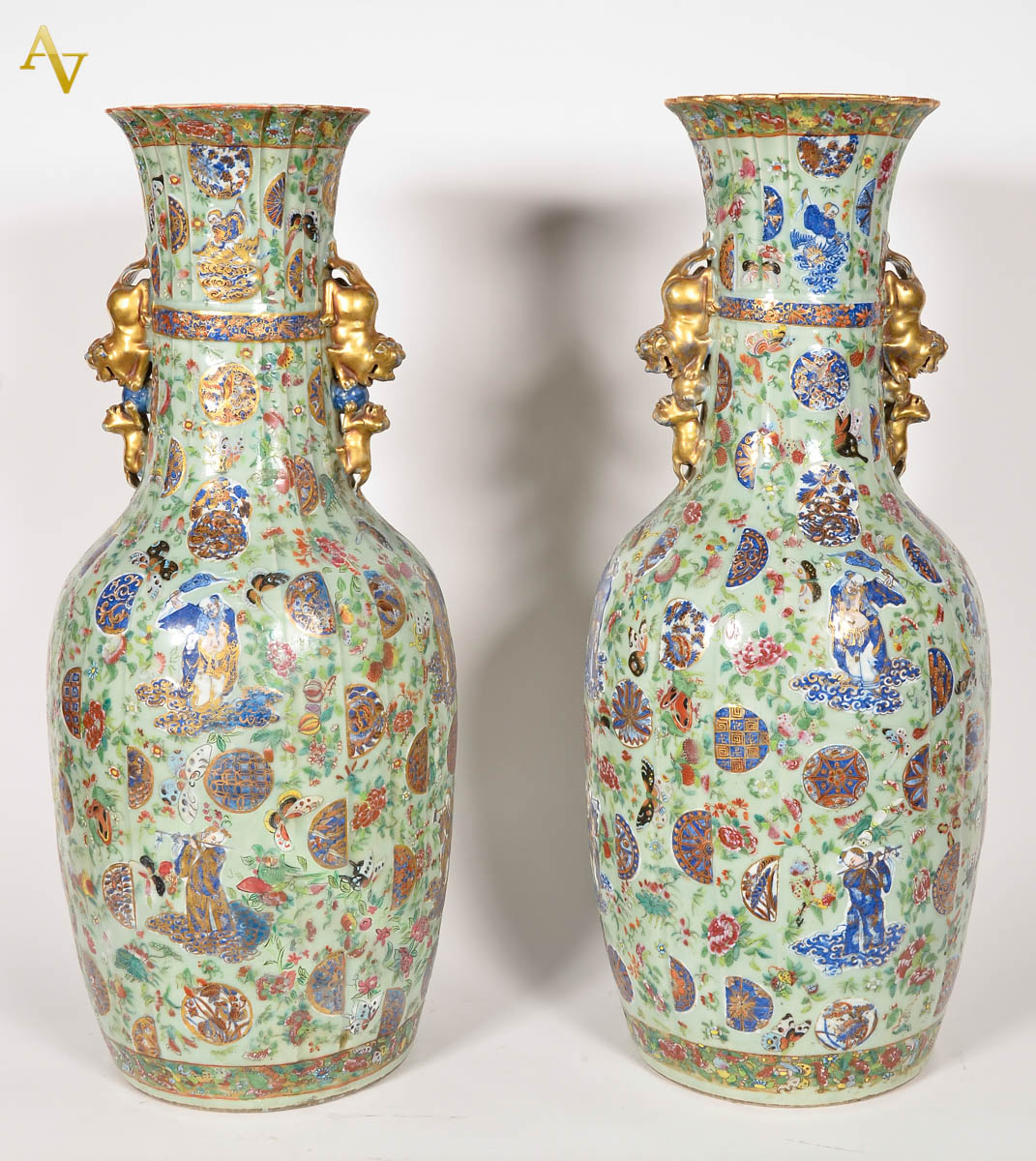 EXCEPCIONAL par de vasos de porcelana chinesa MANDARIM, séc.XIX...