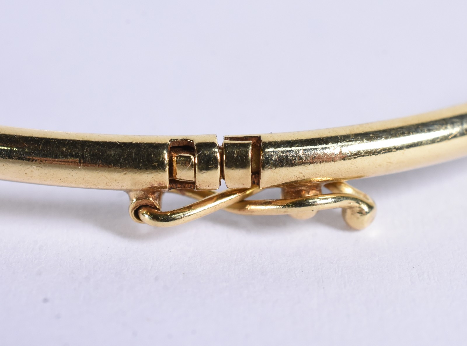 Pulseira escrava feitio oval de ouro 18 k com cruz e coração (Por... - foto 3 de 4