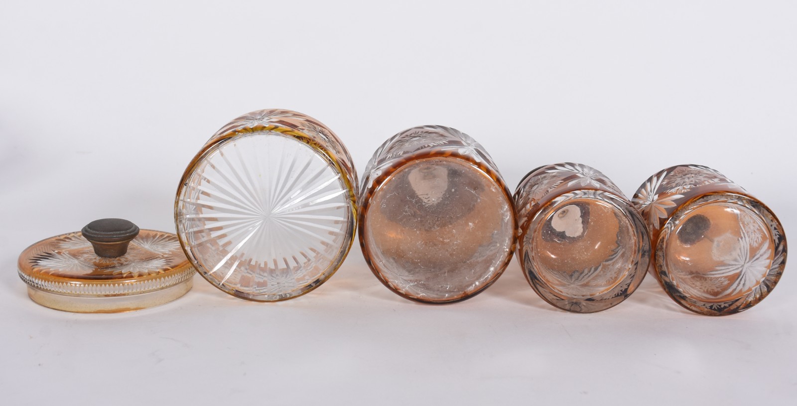 Quatro potes de cristal doublé âmbar lapidado para toilette, detalhes... - foto 3 de 3