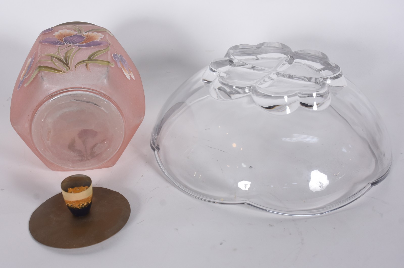Duas peças, sendo bowl de cristal e bomboniere. - foto 3 de 3