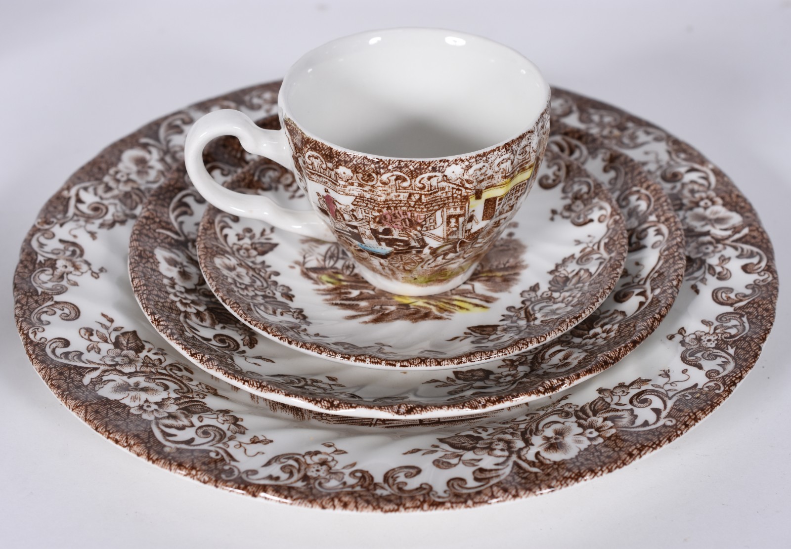 Conjunto de chá e café de faiança inglesa "Coaching Scenes - Johnson... - foto 5 de 8