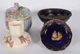 Quatro peças de porcelana. - Quatro peças de porcelana.